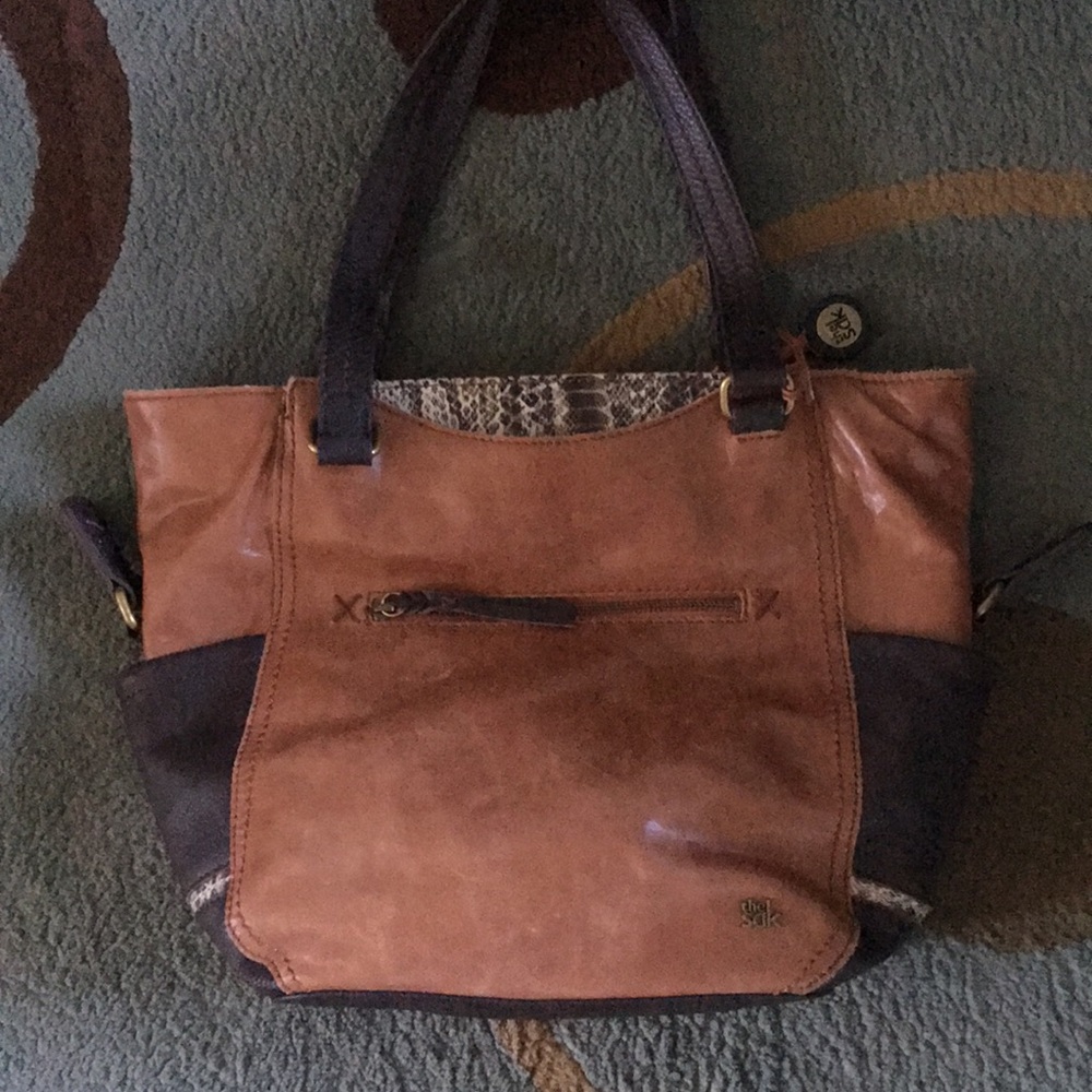🖤 THE SAK SHOULDER BAG 🖤